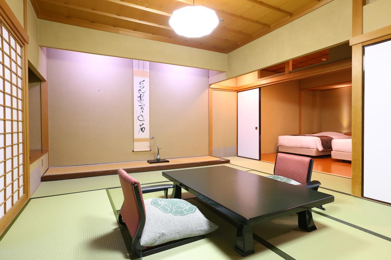 Oku Yugawara Tsubaki Hotel Exterior photo